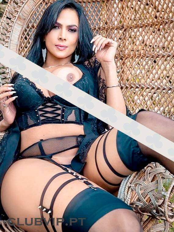 Acompanhante-Travestis De Luxo Iza Bella-Porto