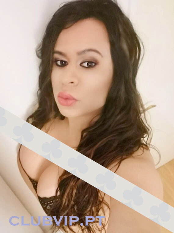 Acompanhante-Travestis De Luxo Valentina Guedes -Porto